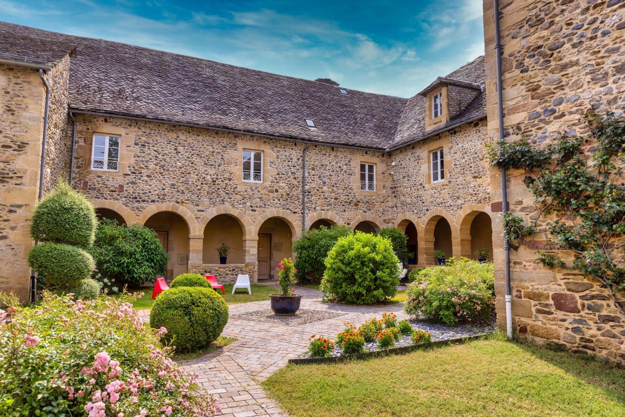 Chateau De La Falque, The Originals Relais Saint-Geniez-dʼOlt 외부 사진